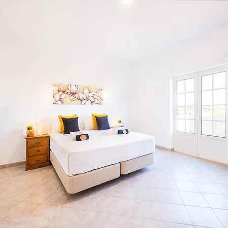 Villa Villa In Carvoeiro Near Sea Beach Carvoeiro