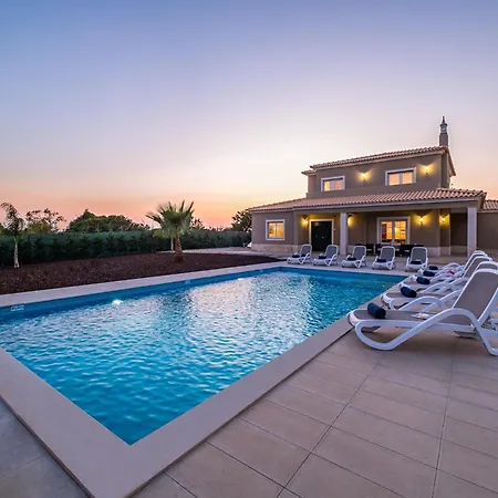 Villa In Carvoeiro Near Sea Beach * كارفويرو