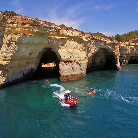 Villa In Carvoeiro Near Sea Beach *